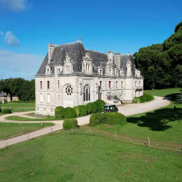 Chateaux & Manoirs