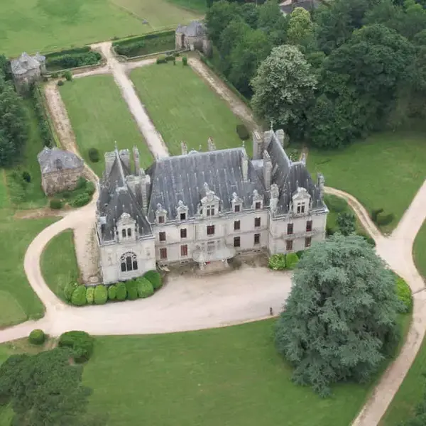 Chateaux & Manoirs